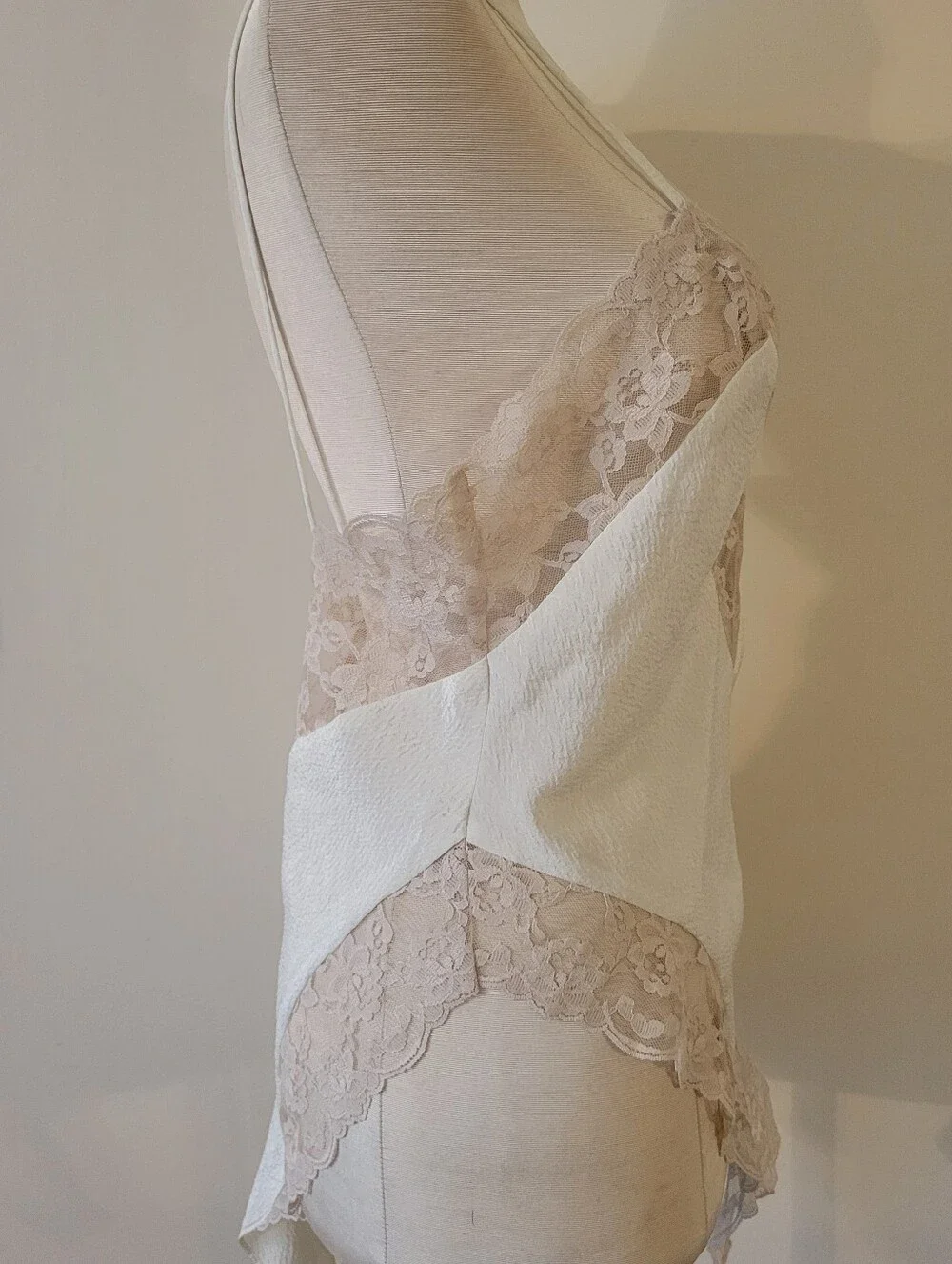 Vintage 80s 90s Victoria’s Secret Gold Label Ivory Lace Bodysuit Teddy Small S
